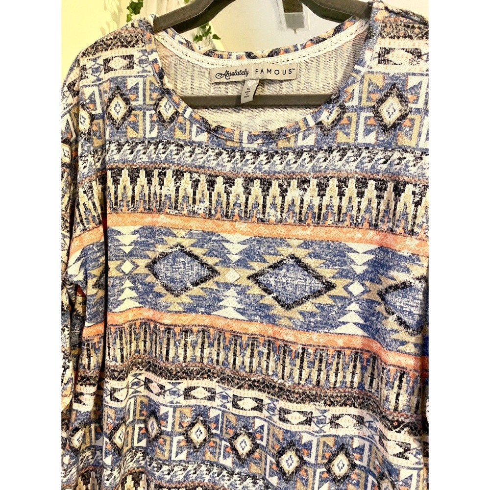 Aztec top - Picture 4 of 4
